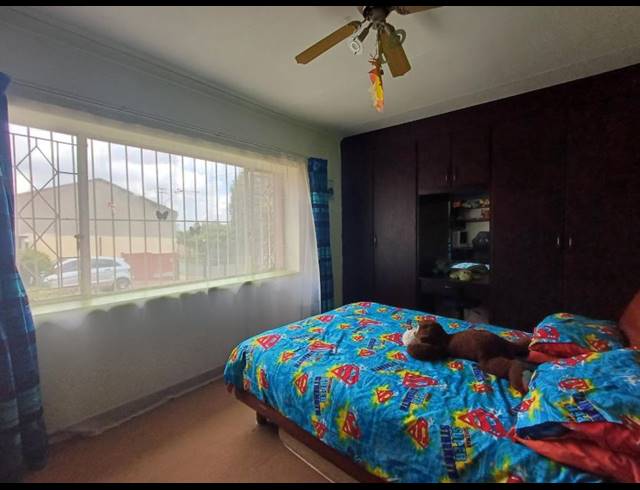 4 BEDROOM HOUSE FOR SALE IN LINMEYER